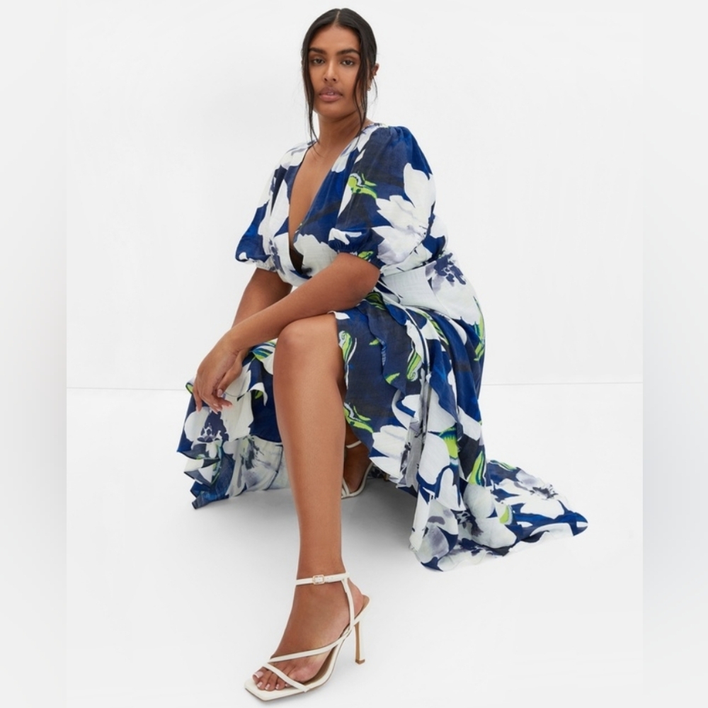 City Chic Bea Floral Dress.  NWT